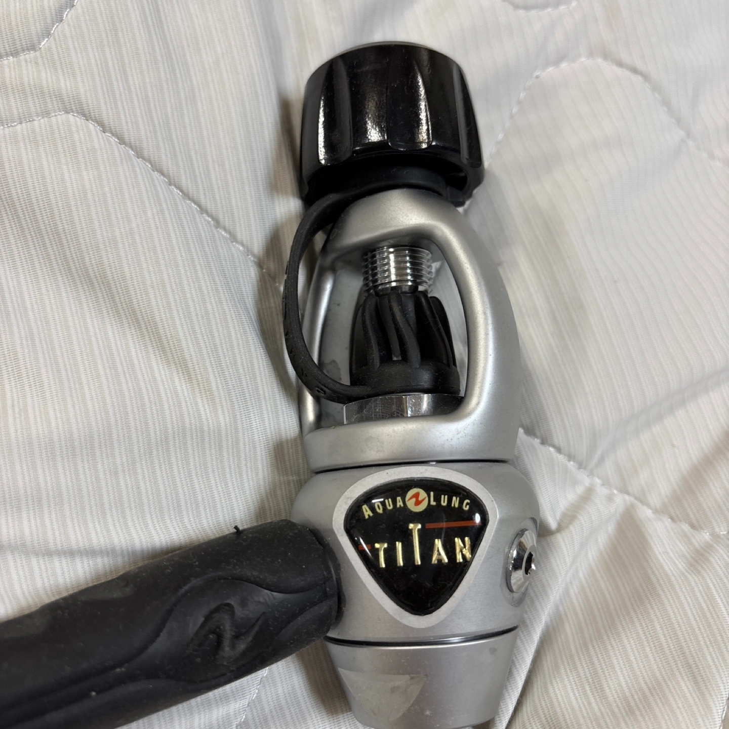 アクアラング レギュレーター TITANの写真3枚目