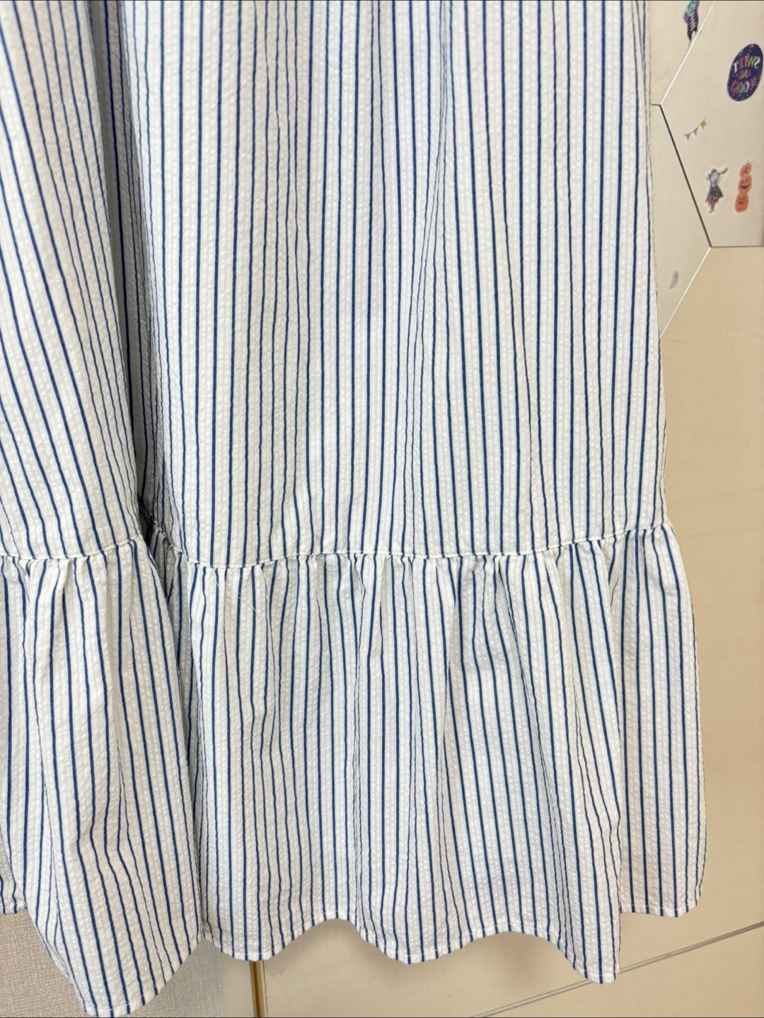 女の子ワンピースUNIQLO 160 ストライプの写真2枚目