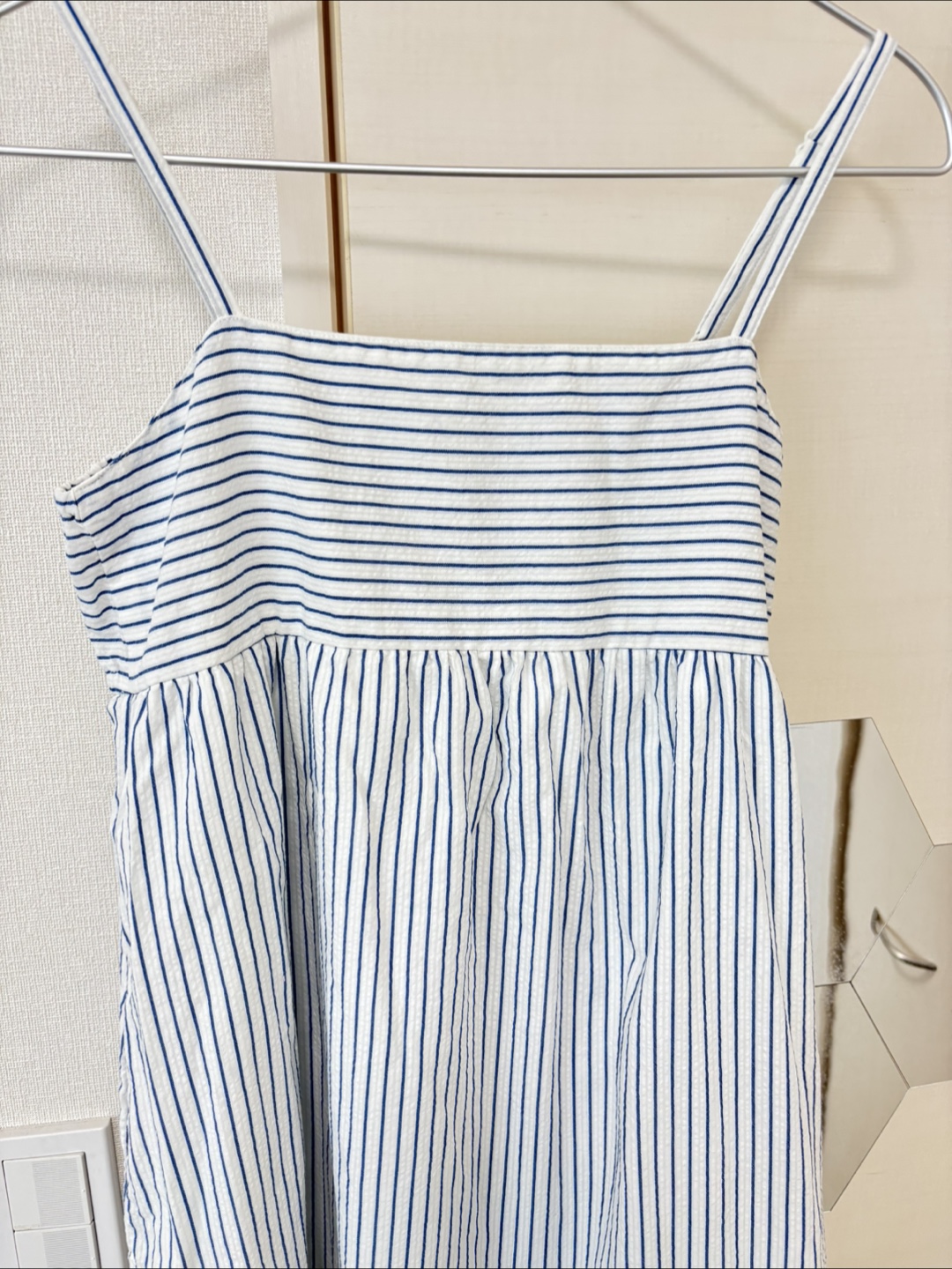 女の子ワンピースUNIQLO 160 ストライプの写真3枚目