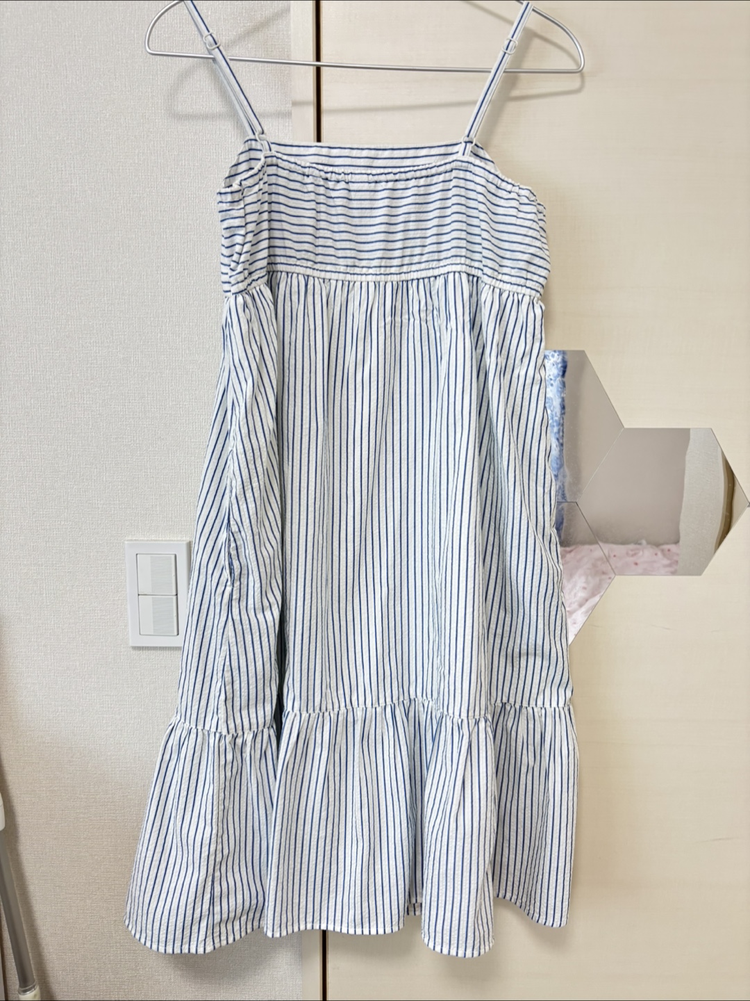 女の子ワンピースUNIQLO 160 ストライプの写真5枚目