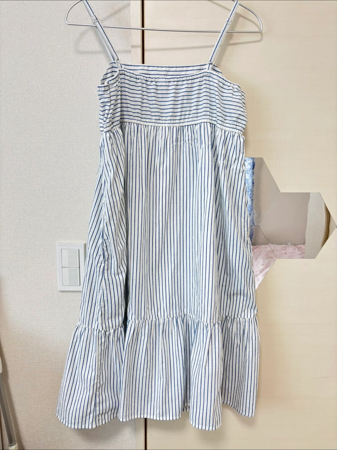 女の子ワンピースUNIQLO 160 ストライプの写真5枚目