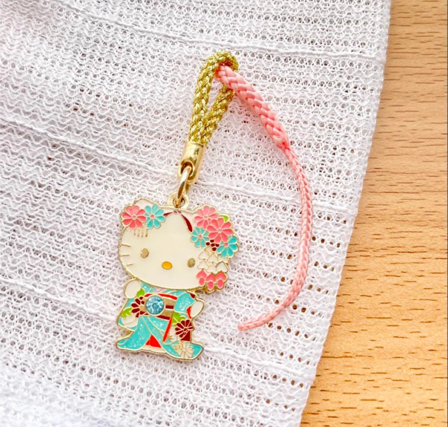 8点 セット売り まとめ売り ストラップ キーホルダー ディズニー 天然石 桜 キティちゃん シナモンの写真6枚目