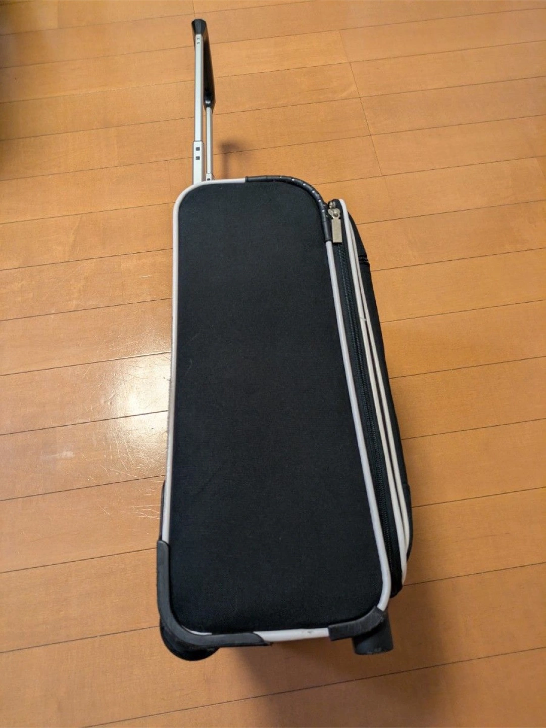 アジア ラゲージ ソフトキャリー 26L ブラック ADY-5301の写真4枚目