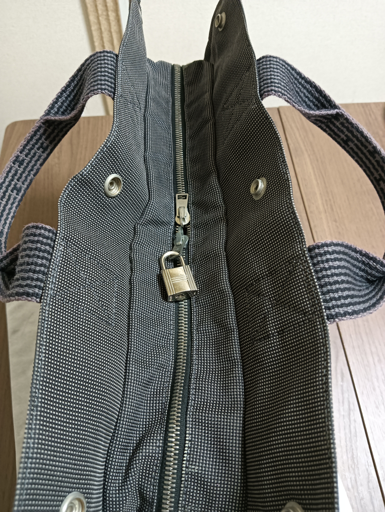 美品。HERMES　エールラインMM　トートバッグの写真3枚目