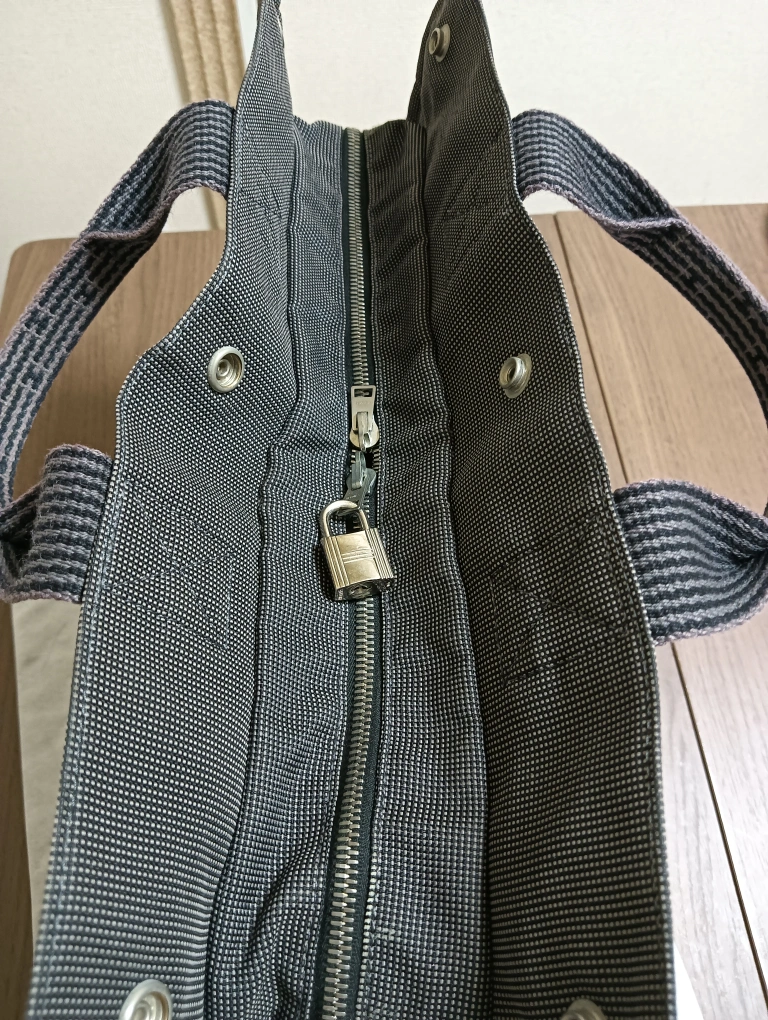 美品。HERMES エールラインMM トートバッグの写真3枚目