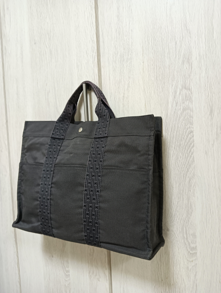 美品。HERMES　エールラインMM　トートバッグ