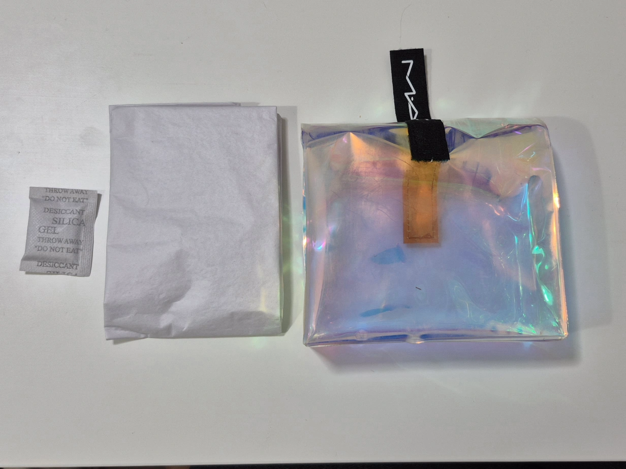 【新品未使用】MAC マック コスメポーチの写真5枚目