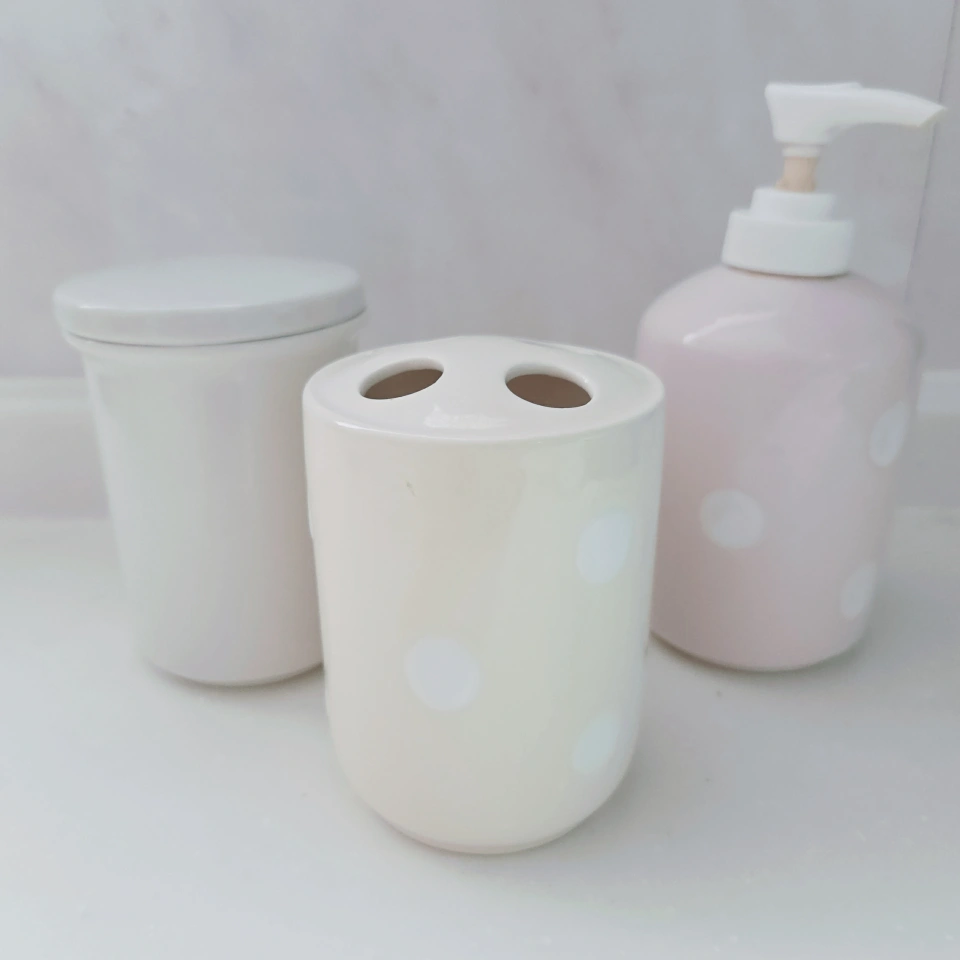 陶器製 洗面用品 3点セットの写真2枚目