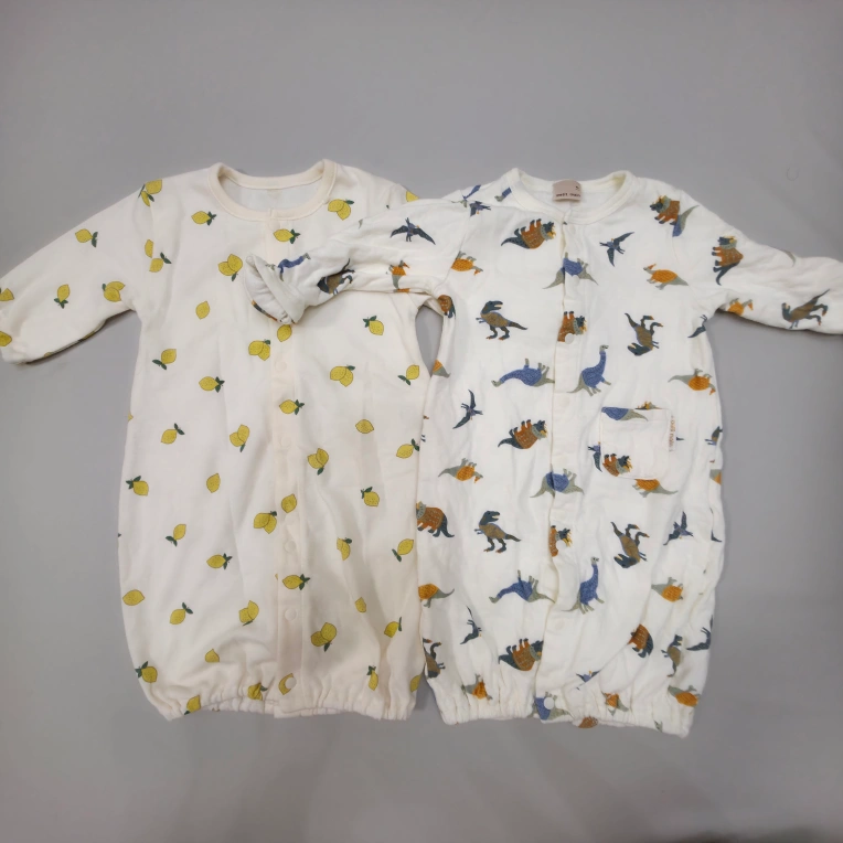 ベビー服 ロンパース、カバーオール まとめ売りの写真4枚目