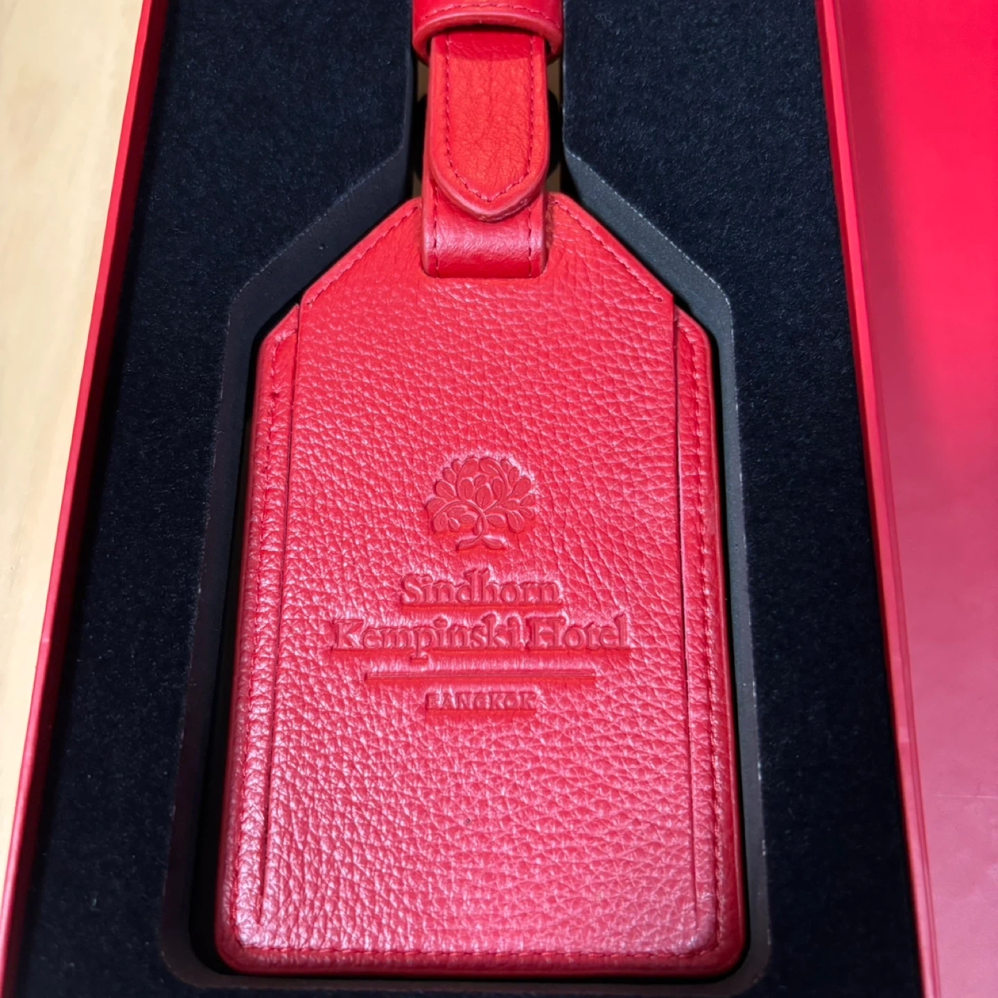 【新品未使用】Kempinski Hotels ケンピンスキー タグの写真2枚目