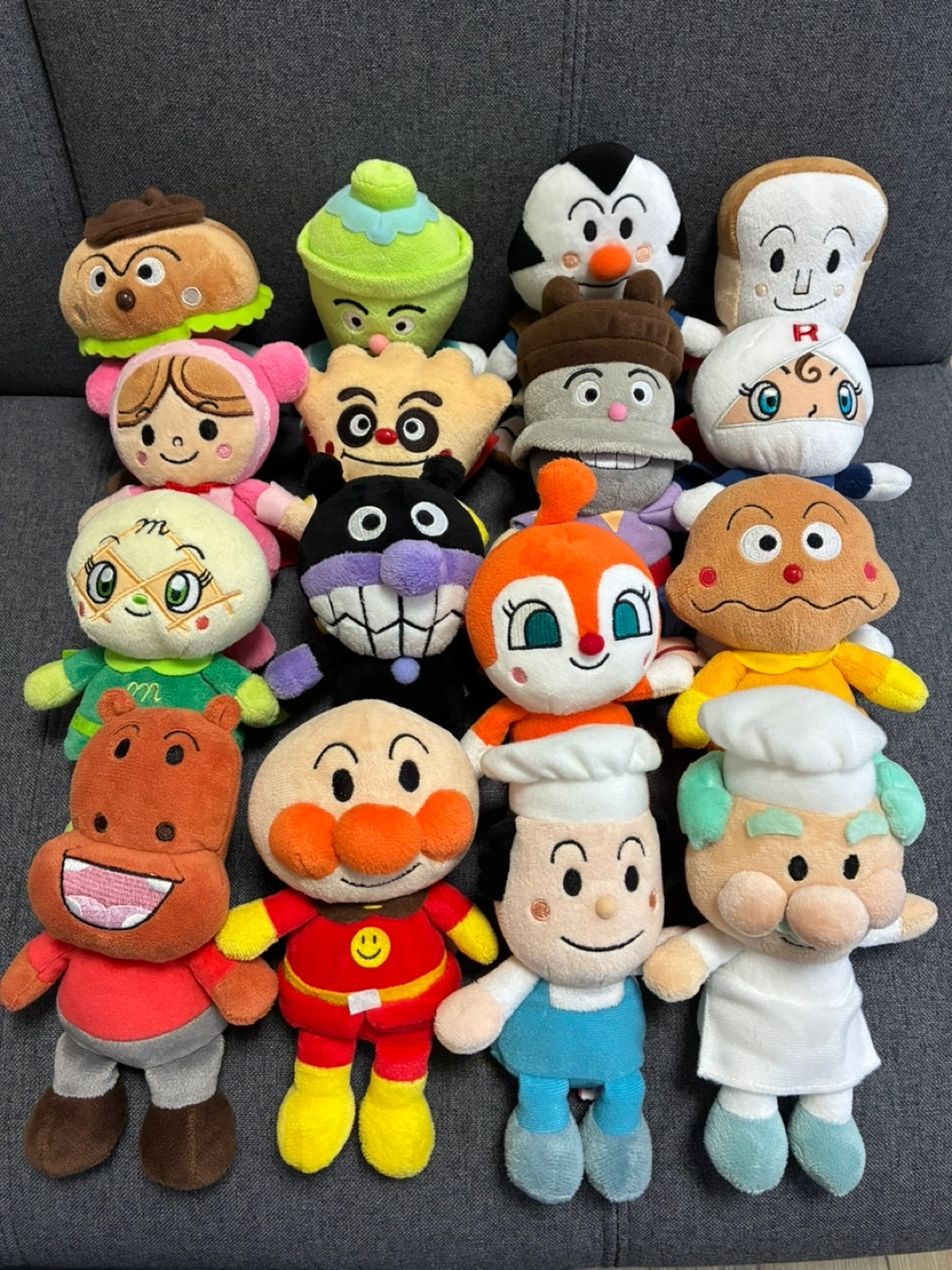 アンパンマン ぬいぐるみ まとめ売り