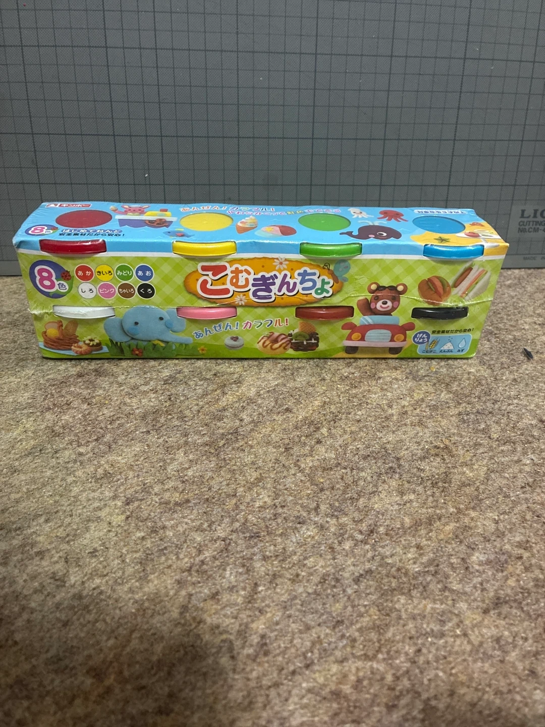 小麦粉粘土 こむぎんちょ ねんど 8色
