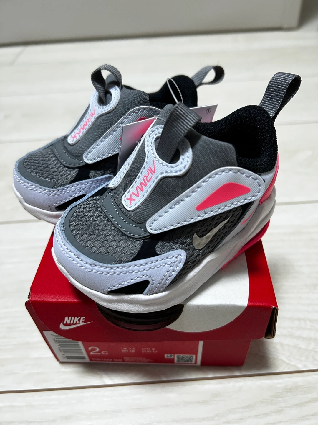 新品タグ付き ナイキ エアマックス ベビーシューズ NIKE キッズ 8cmの写真2枚目