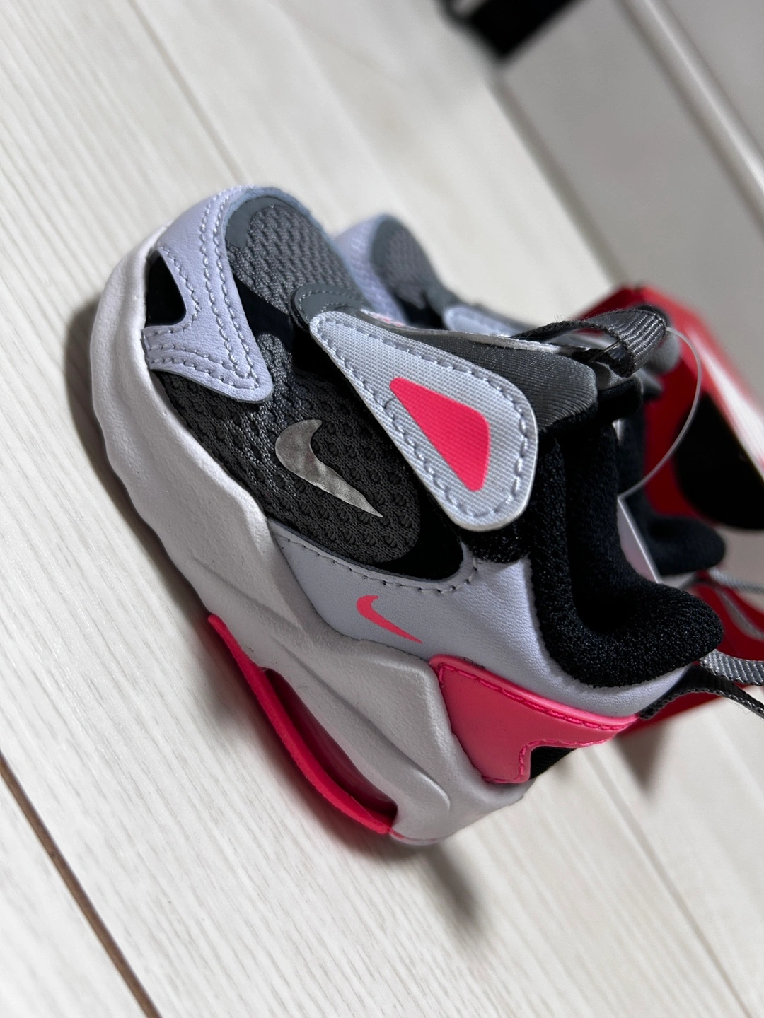 新品タグ付き ナイキ エアマックス ベビーシューズ NIKE キッズ 8cmの写真4枚目