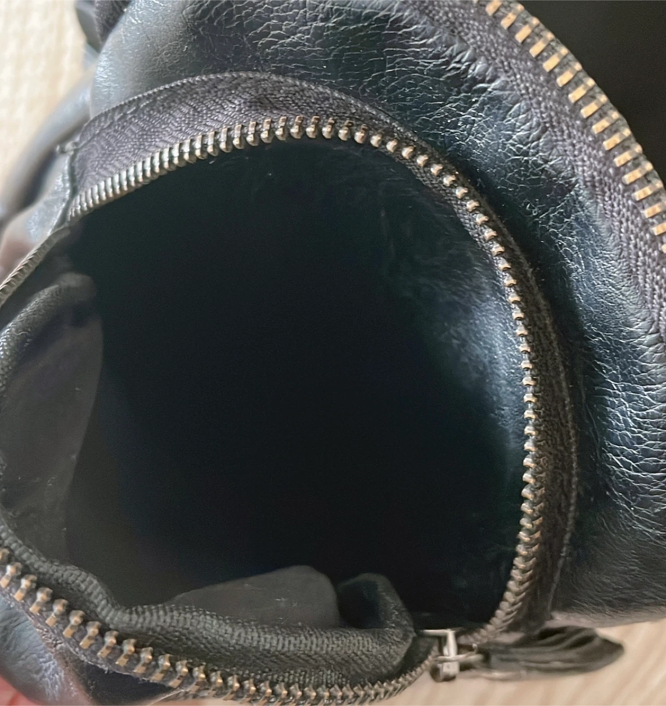 斜め掛けバッグ / ボディバッグ 黒 メンズ レディース 兼用の写真5枚目