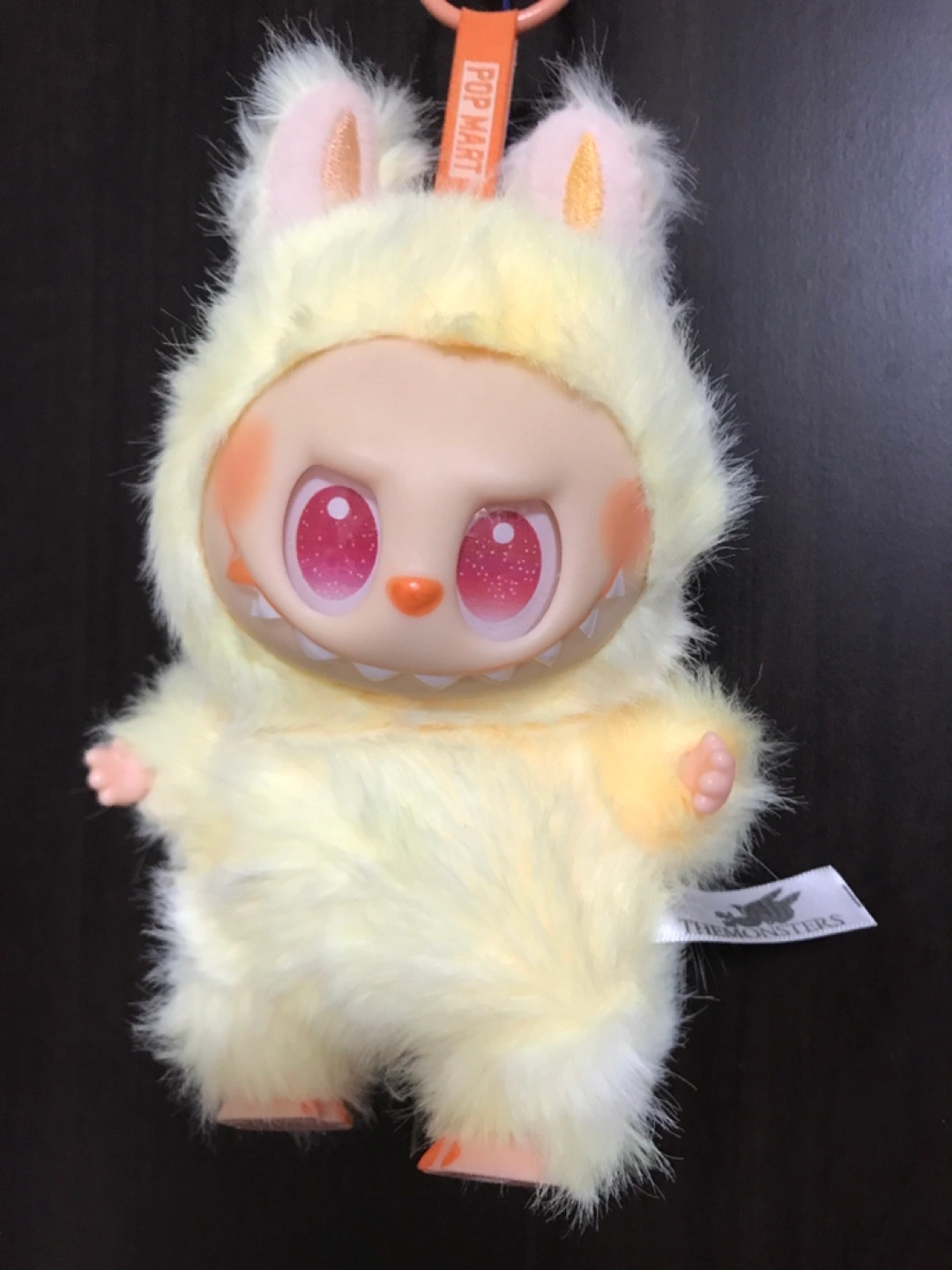 モンスターズ Labubu シリーズ 人形キーチェーン グッズ アニメ フィギュア ペンダント キーチェー