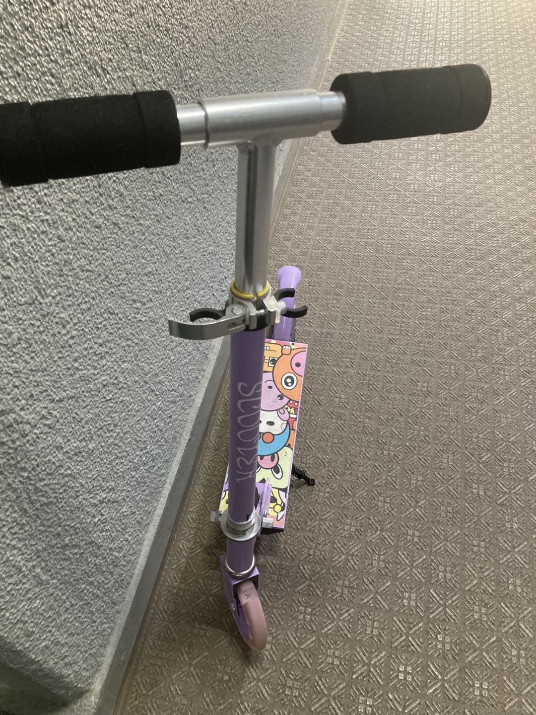 スクーター　子供用　パープルの写真2枚目
