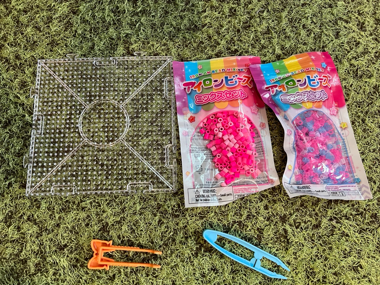 パーラービーズ キラピカケースDXセット　すみっこくらし　アイロンでくっつくの写真8枚目