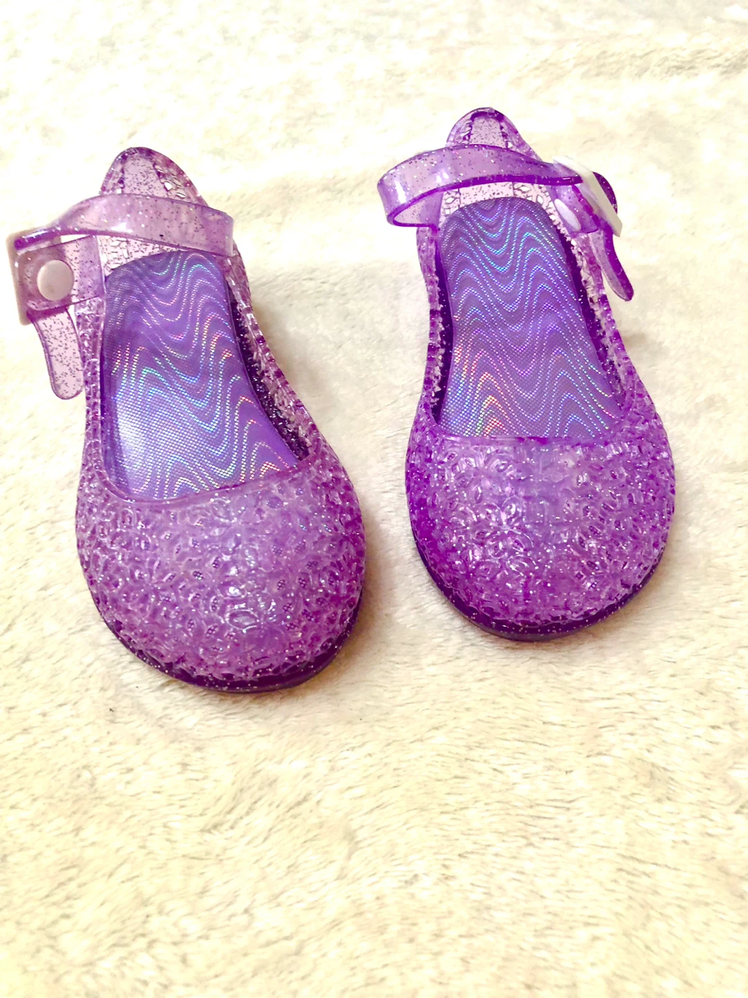 💟 👧LED付き紫サンダル、サイズ14cm🌟✨の写真3枚目