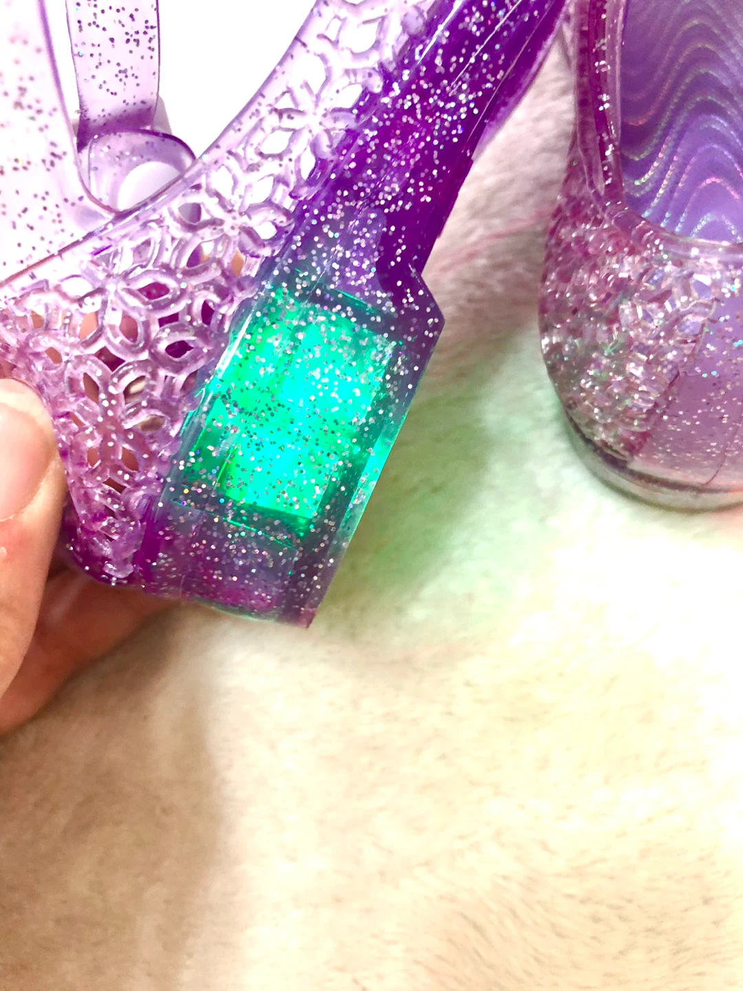 💟 👧LED付き紫サンダル、サイズ14cm🌟✨の写真5枚目