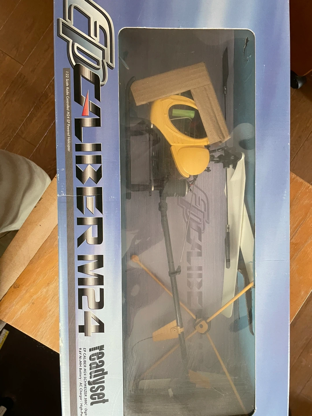 ヘリコプター京商 EPキャリバーM24 Ready Setの写真4枚目