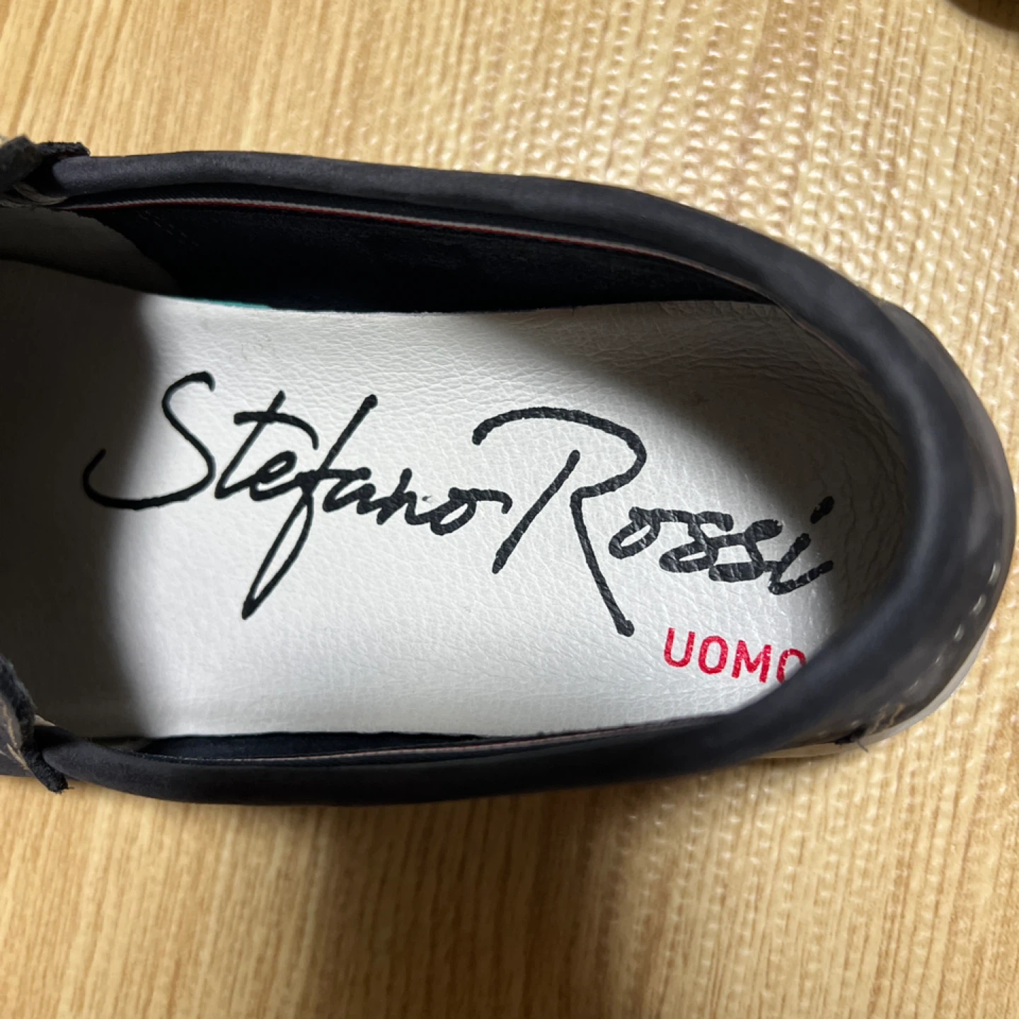 ステファノロッシ UOMO ブラック スリッポン28cmの写真3枚目