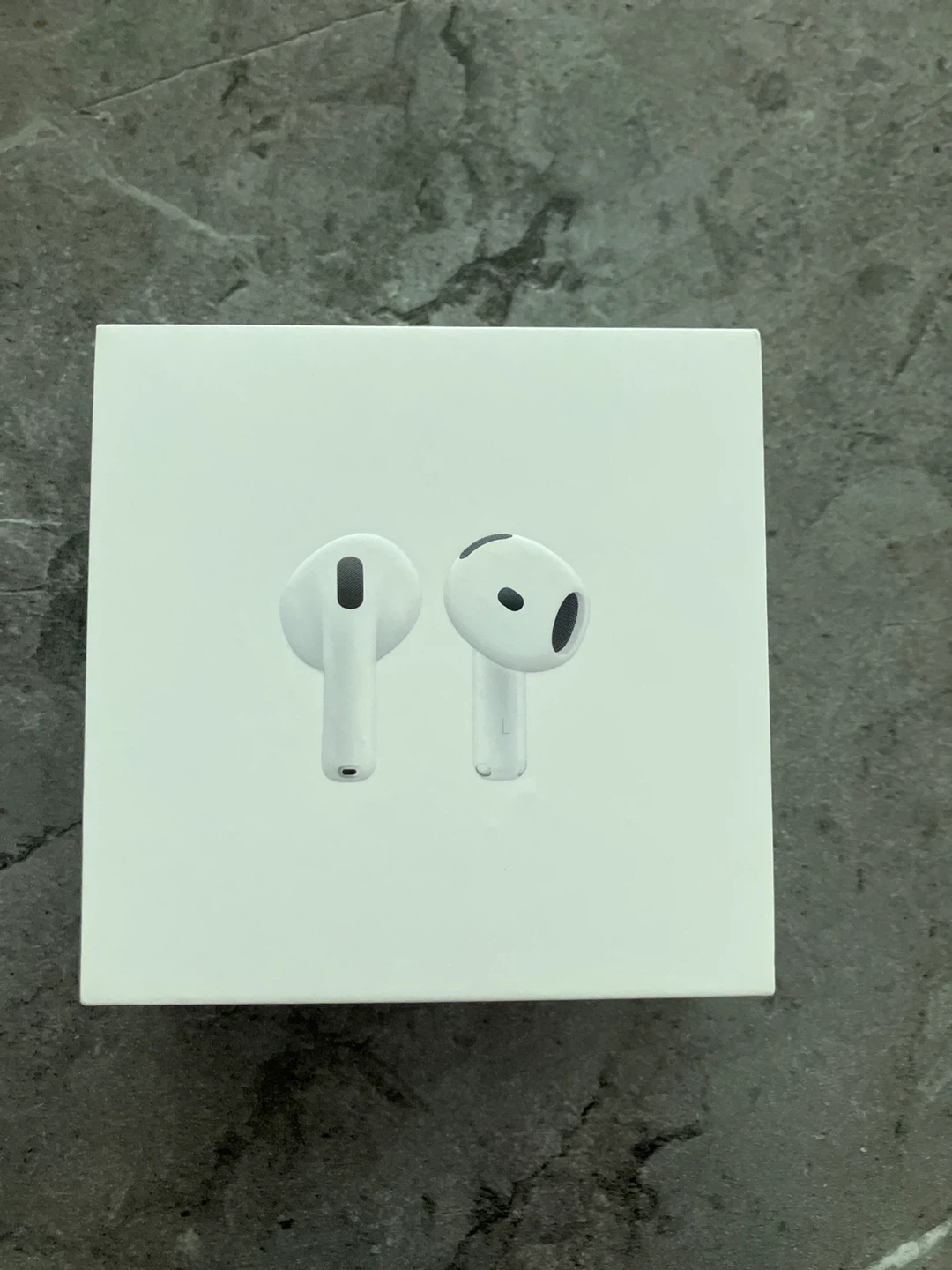 アップル AirPods 第4世代 MXP63J/A