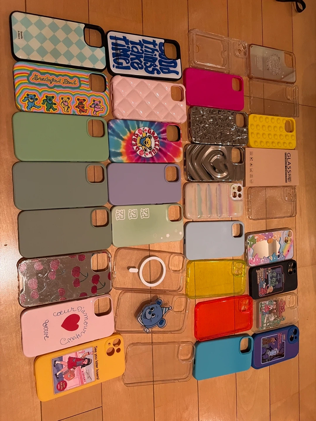 iPhone 13ケース33個