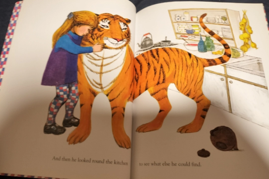 絵本 The Tiger Who Came to Teaの写真4枚目