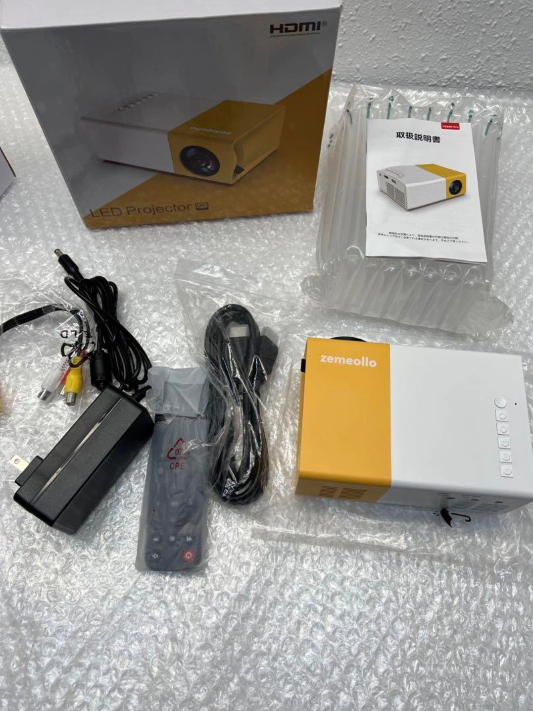zemeollo プロジェクター YG300 Proの写真3枚目