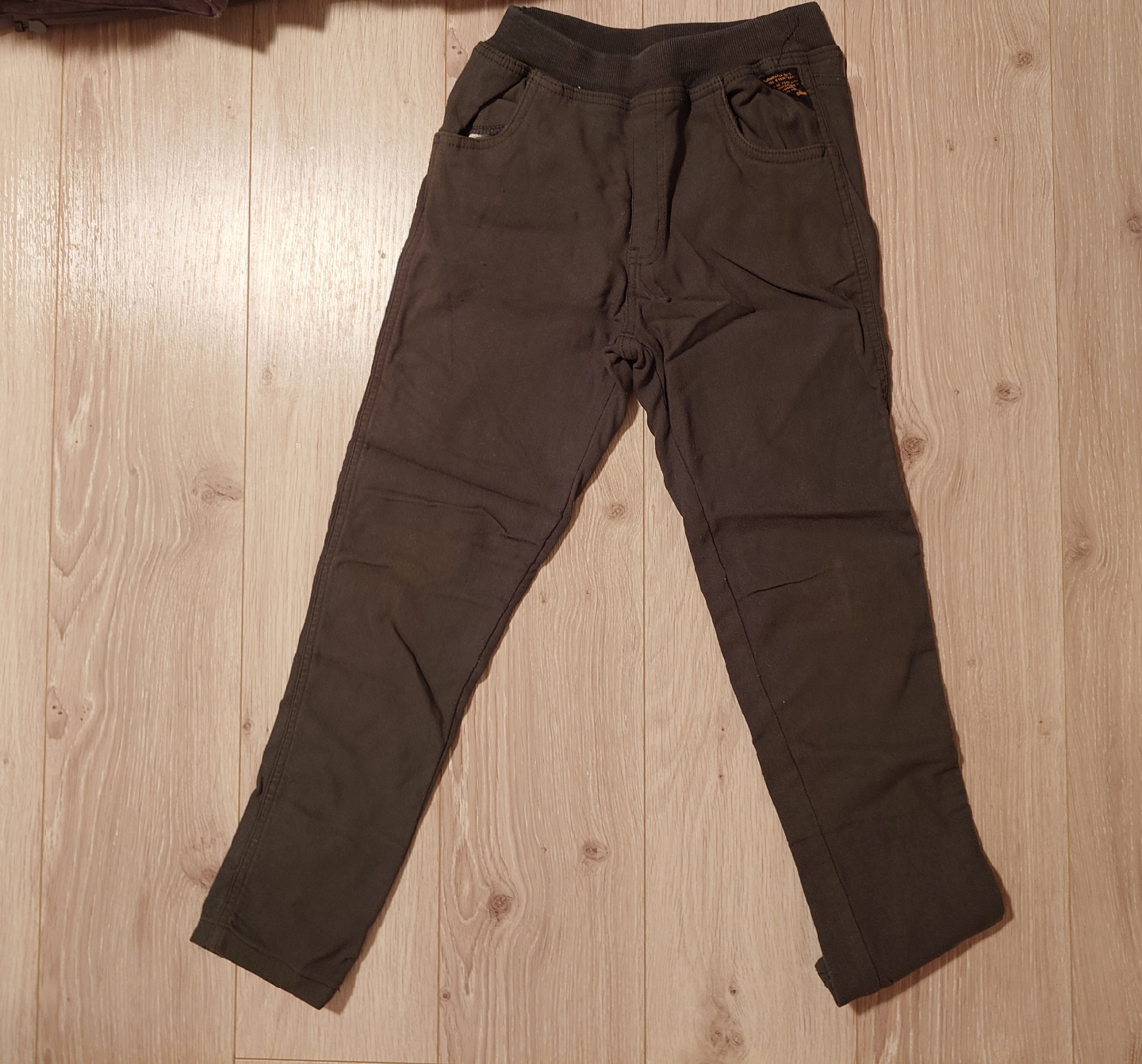 ブリーズ パンツ 130サイズ まとめ売り（5着＋1）の写真4枚目
