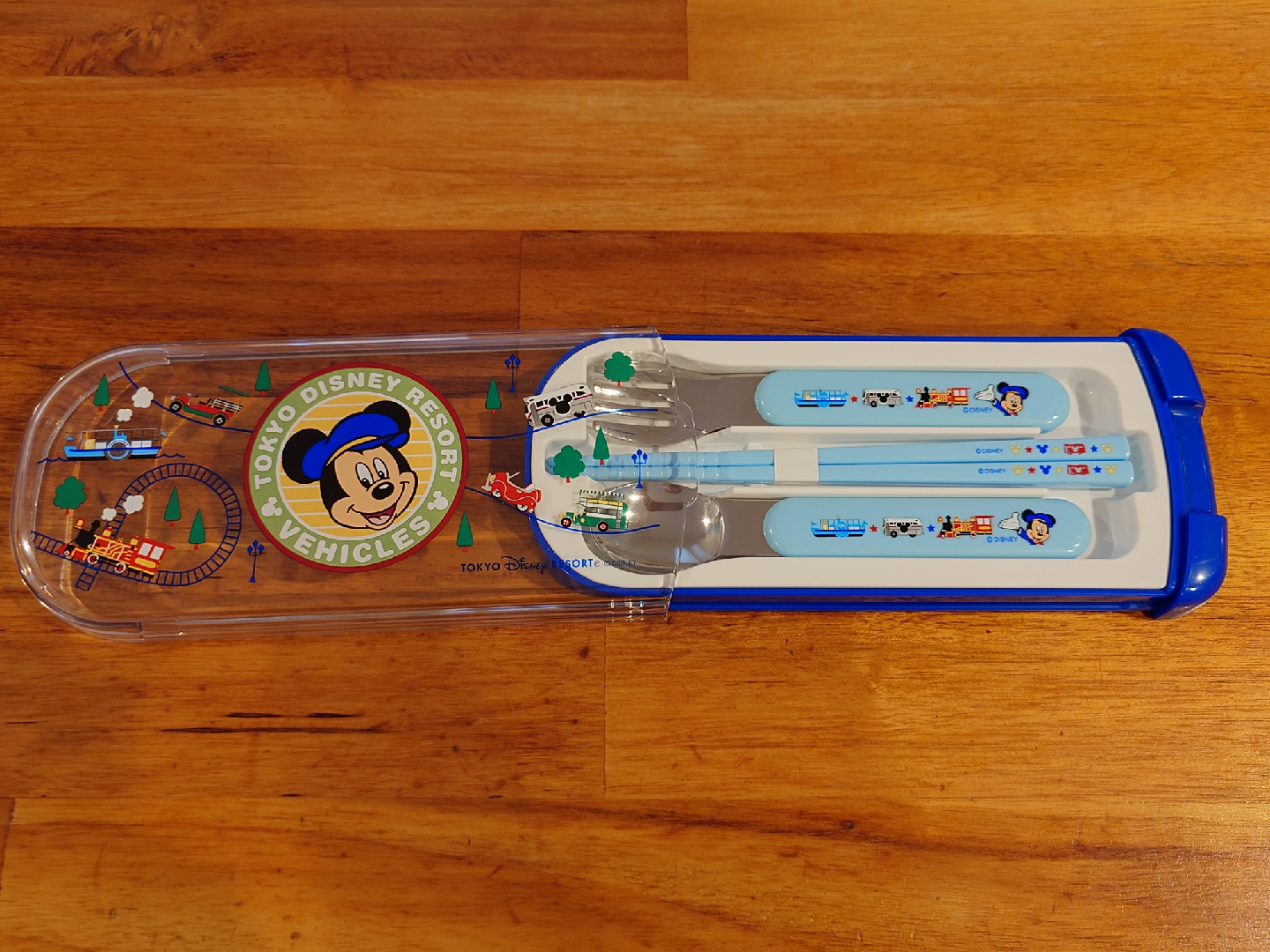 ディズニーリゾート 弁当箱&カラトリーセットの写真3枚目