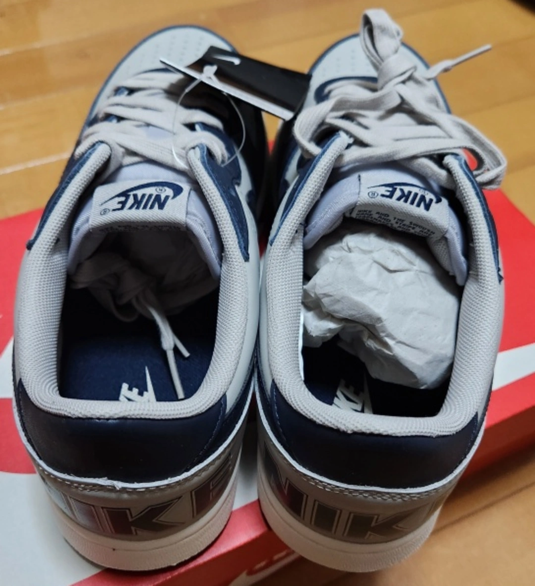 Nike ターミネーター Low ジョージタウンの写真3枚目