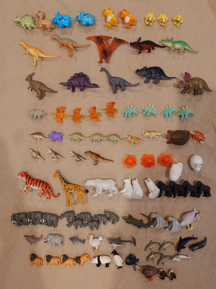 動物と恐竜のフィギュアまとめ売り