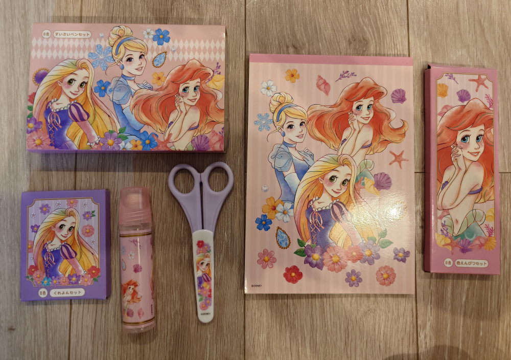 ディズニープリンセス 文具セットの写真2枚目
