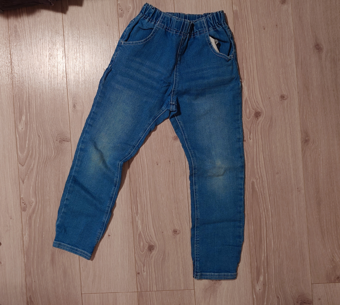 ブリーズ パンツ 130サイズ まとめ売り（5着＋1）の写真6枚目