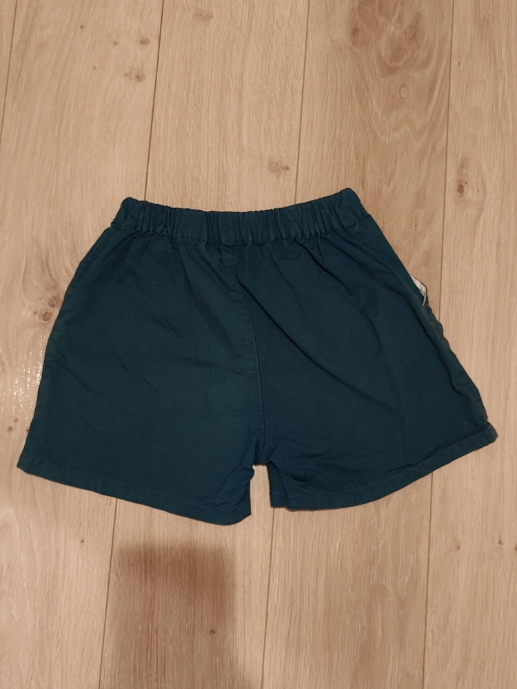 アプレレクール キッズ ショートパンツ 130 3枚セットの写真3枚目