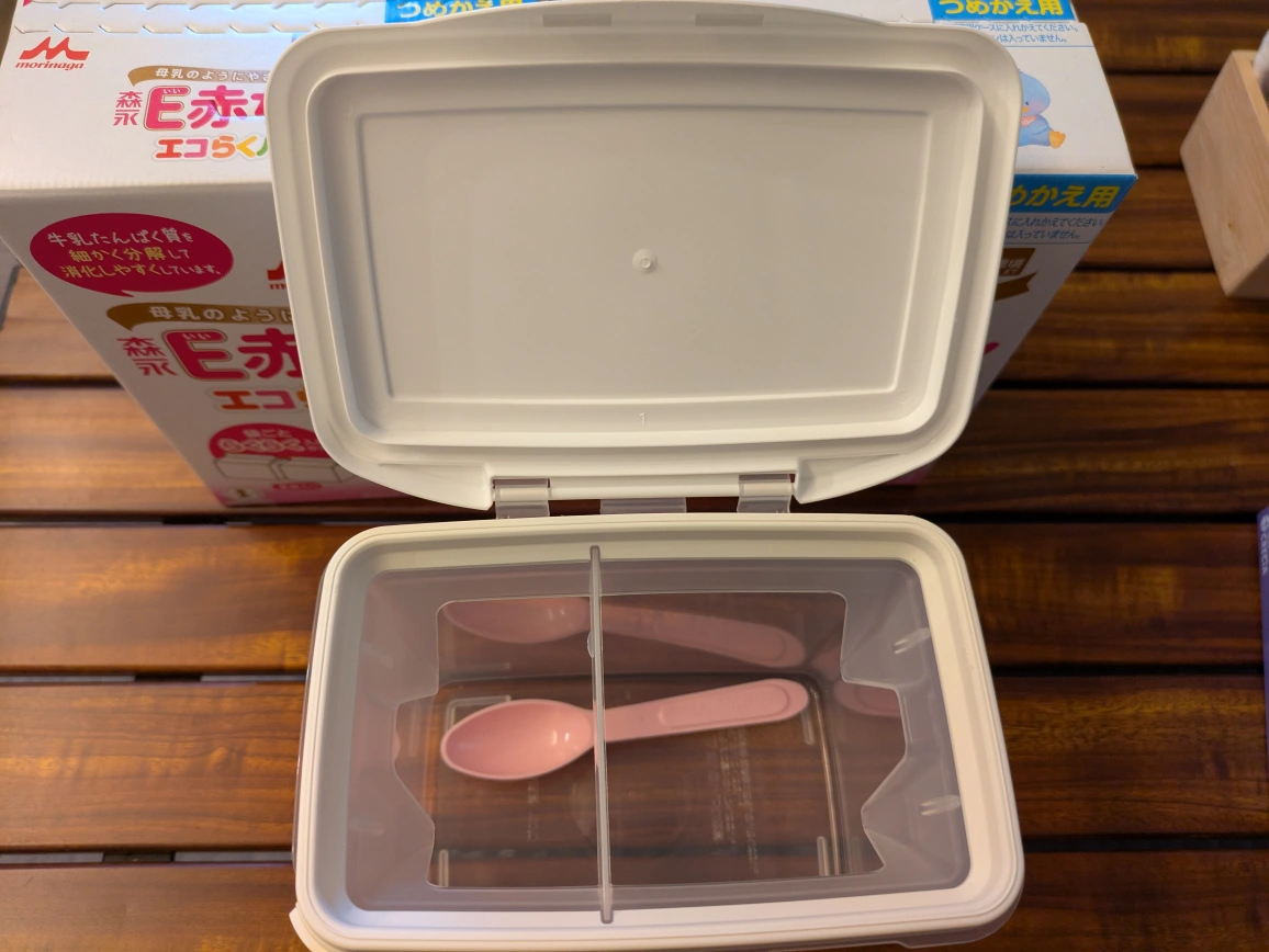 【未開封 粉ミルク】森永E赤ちゃん エコらくパック 800g×3箱 専用ケース付の写真4枚目