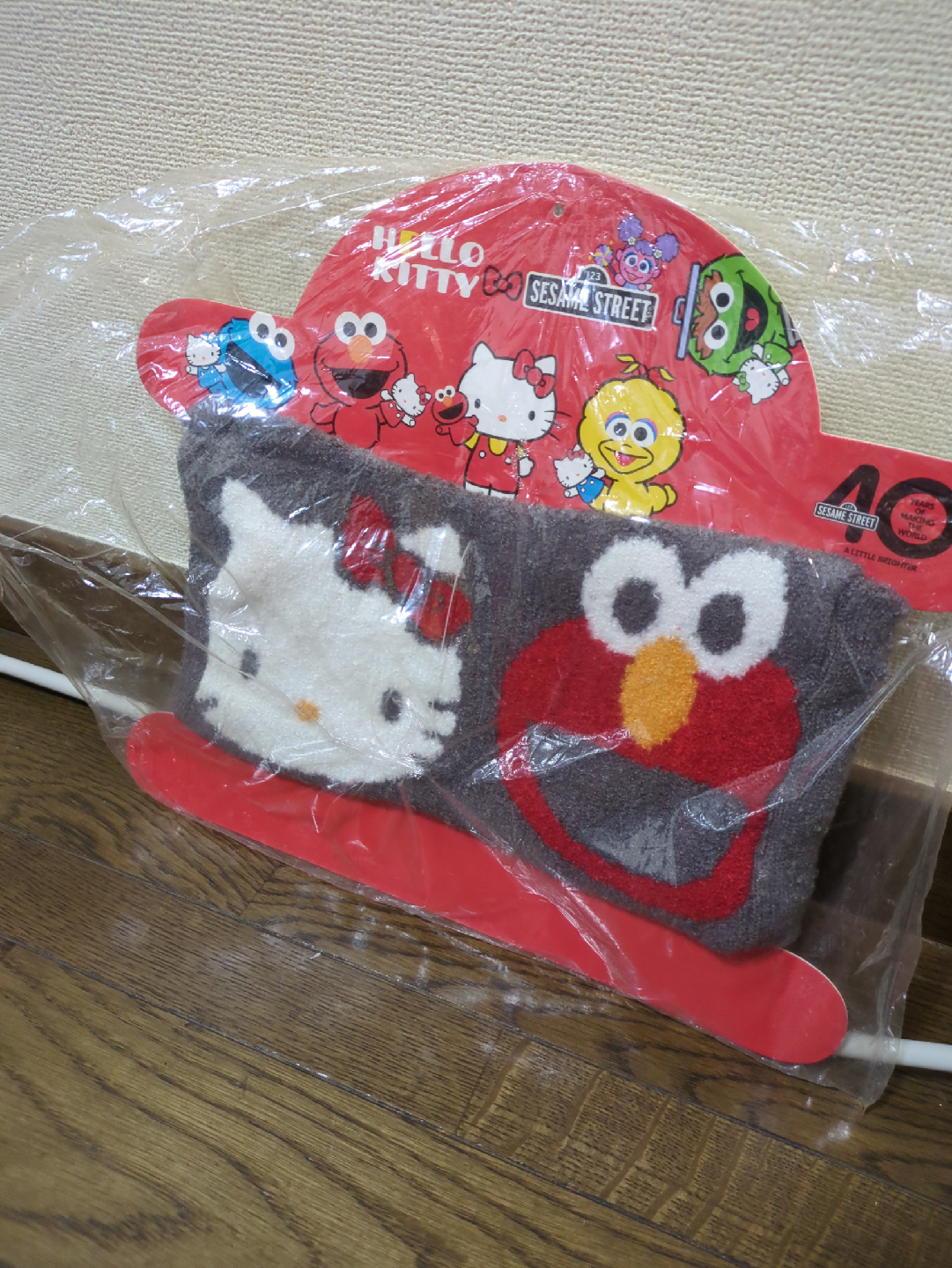 ハローキティ セサミストリート コラボキッズ腹巻グレー