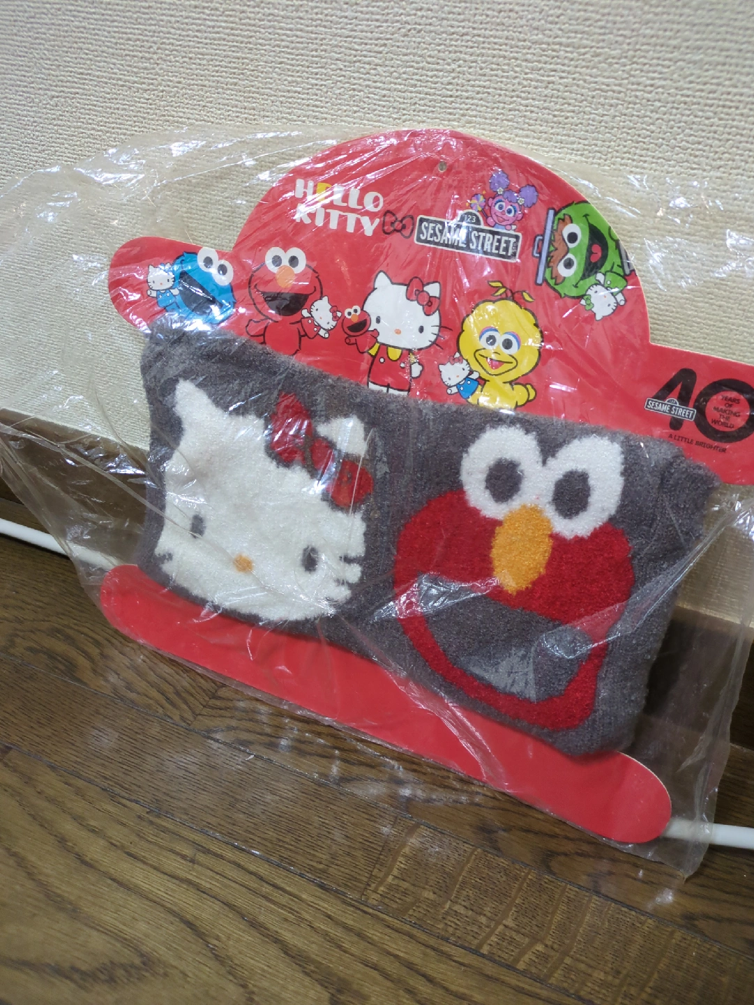 ハローキティ セサミストリート コラボキッズ腹巻グレー