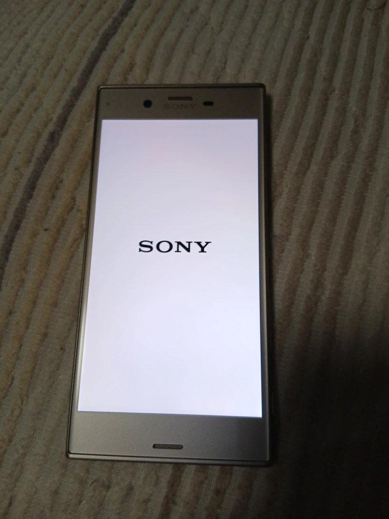 ソニー Xperia スマートフォン
