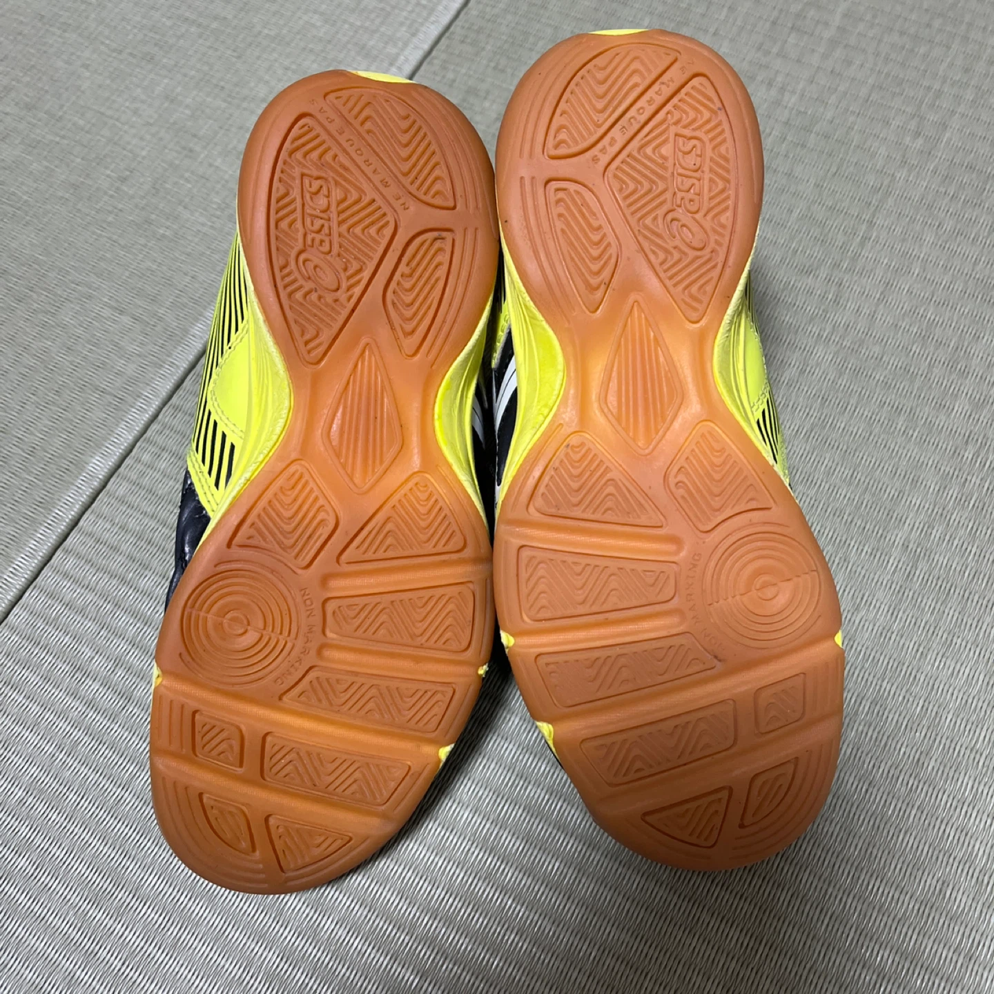 子供　室内フットサルシューズ　19㎝　asicsの写真5枚目