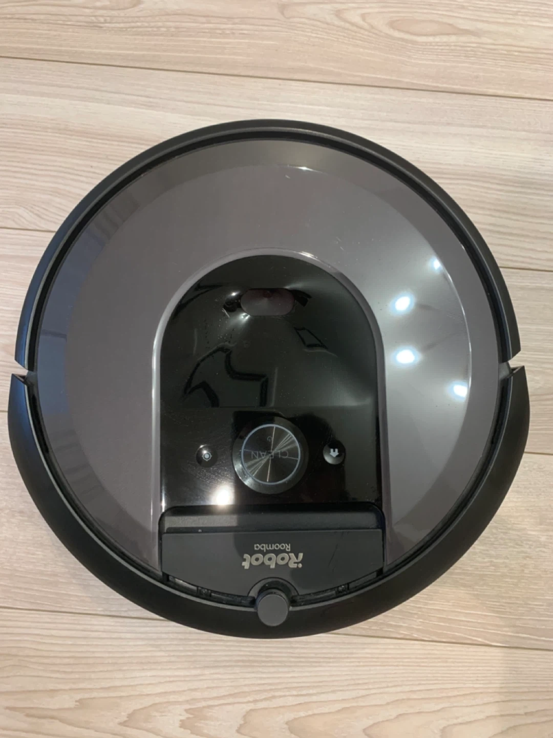 アイロボット ルンバ i7 ロボット掃除機の写真3枚目