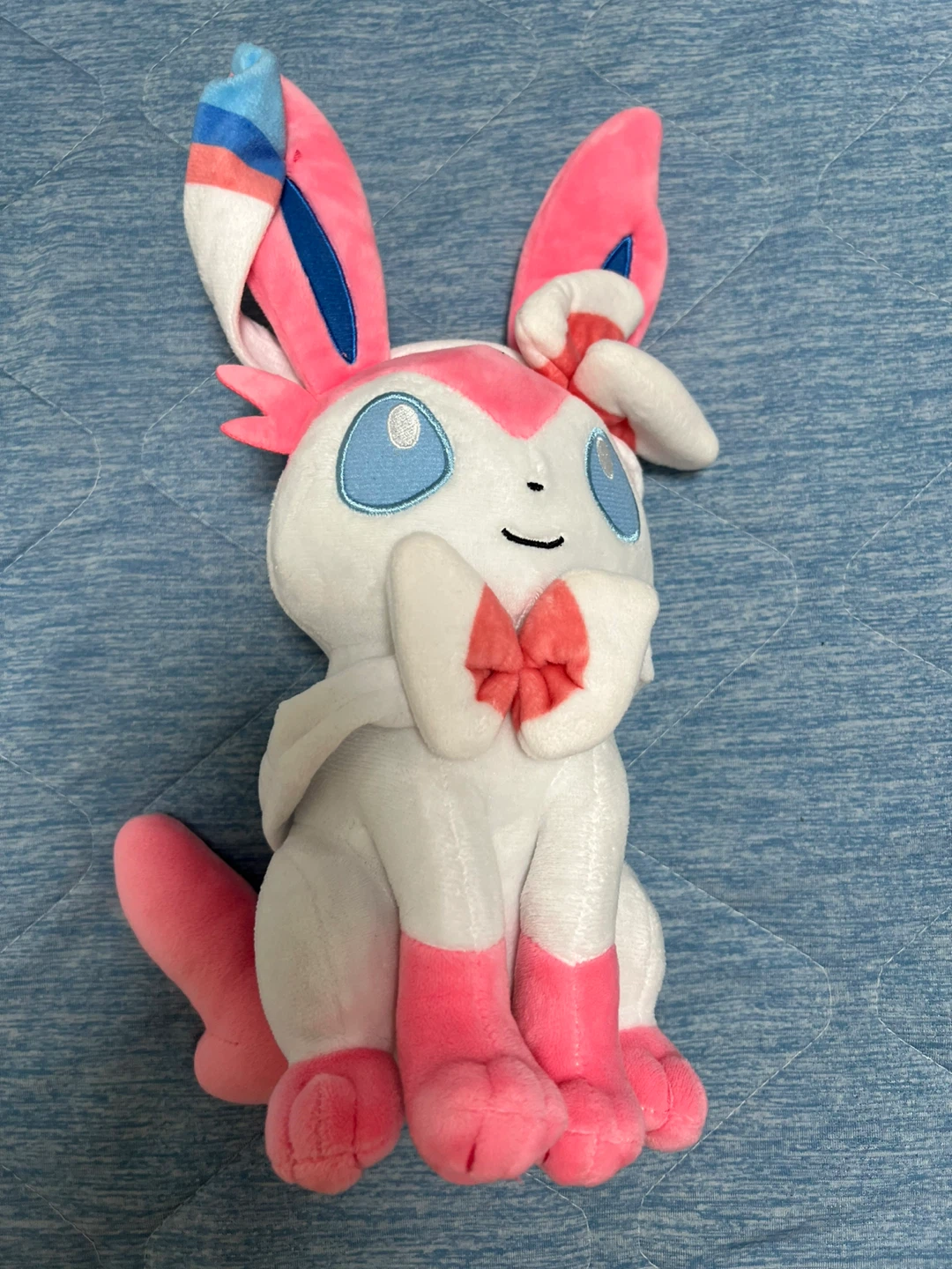 ポケモン ぬいぐるみ　ニンフィア