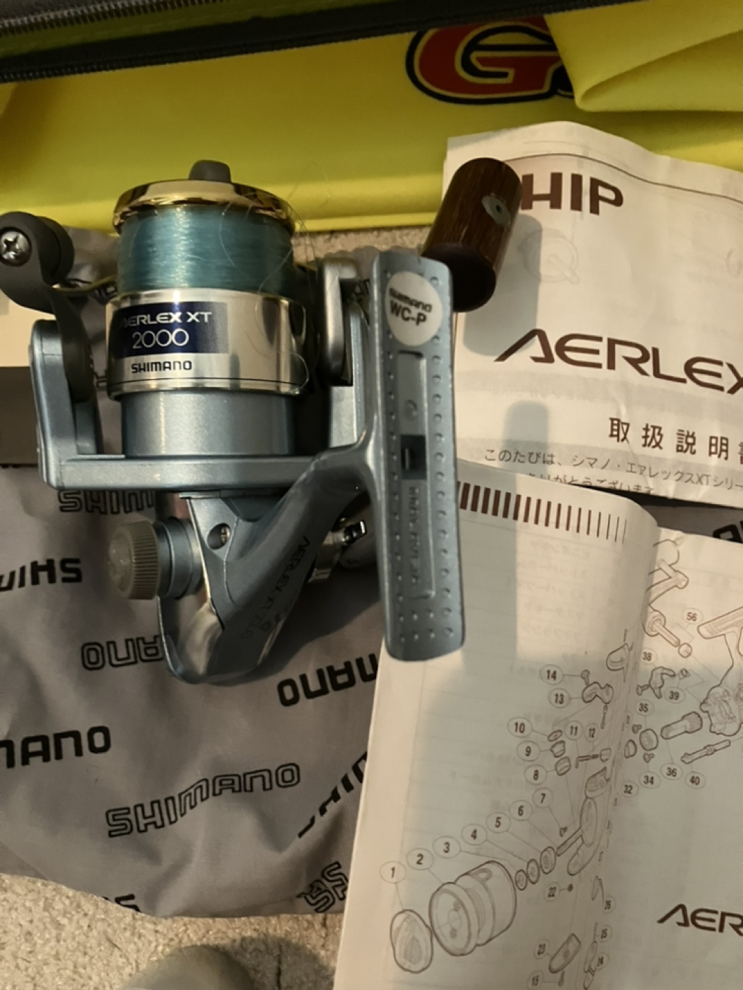 10月末まで。SHIMANO AERLEX XT 2000 釣具セットの写真2枚目
