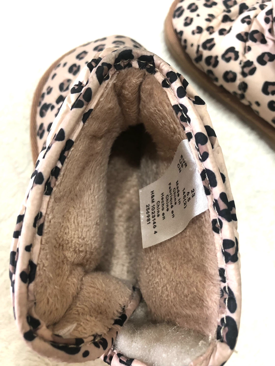 👧✨🌟H&M 子供用ブーツ、14.5 cm、ヒョウ柄🌟✨の写真6枚目