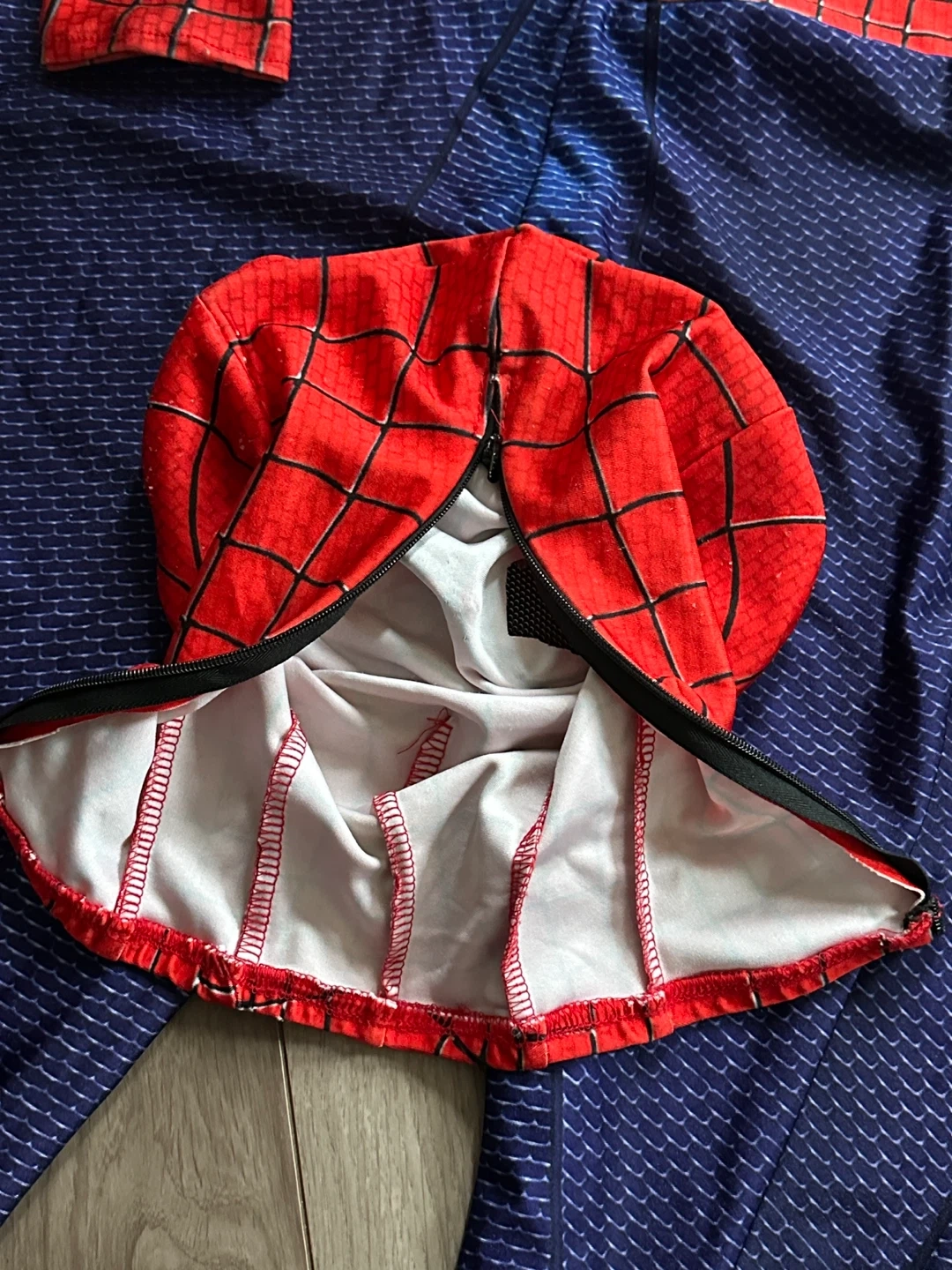 スパイダーマン コスチュームの写真4枚目