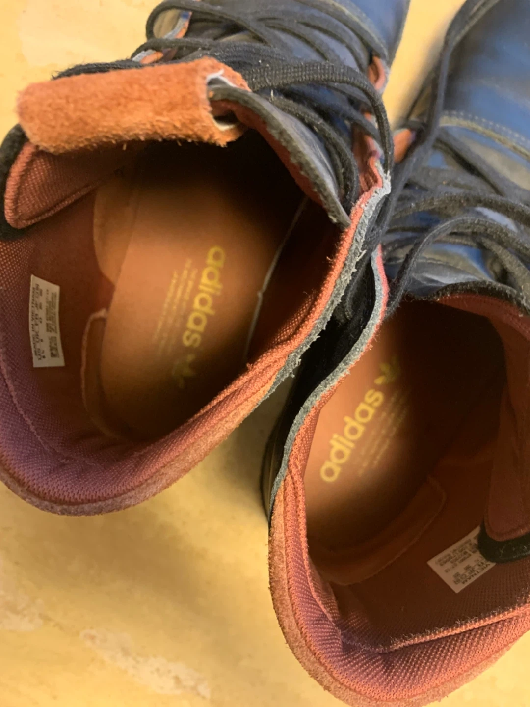 アディダス スニーカー 26.5cmの写真2枚目