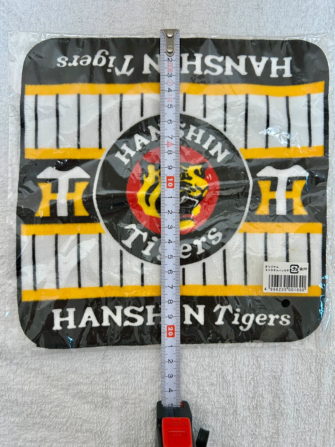 阪神タイガースHANSIN Tigers 応援タオルハンカチの写真3枚目