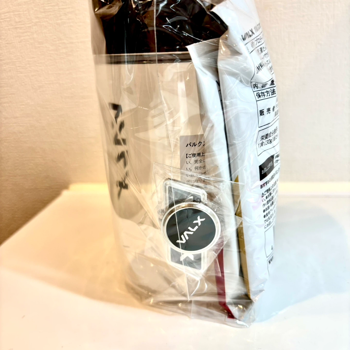 【新品】VALX バルクス プロテインシェイカー　ゴルフマーカーの写真2枚目